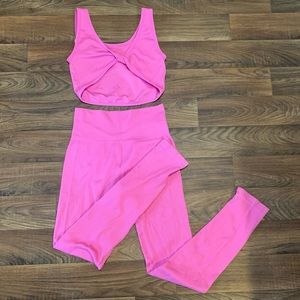 Bubble Gum Pink Twist Top Workout Set